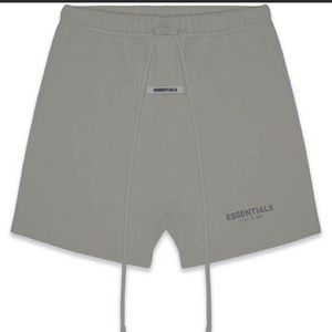 Fear of god essentials collection sweat short